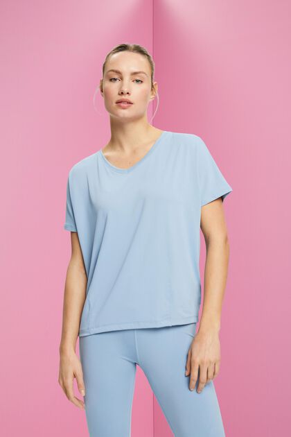 Active-T-Shirt mit V-Ausschnitt und E-DRY, PASTEL BLUE, overview