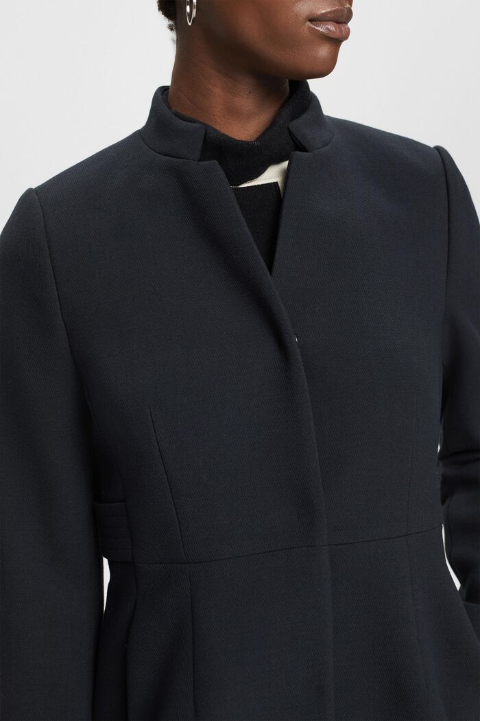 Taillierter Mantel mit umgekehrtem Reverskragen, BLACK, detail image number 2