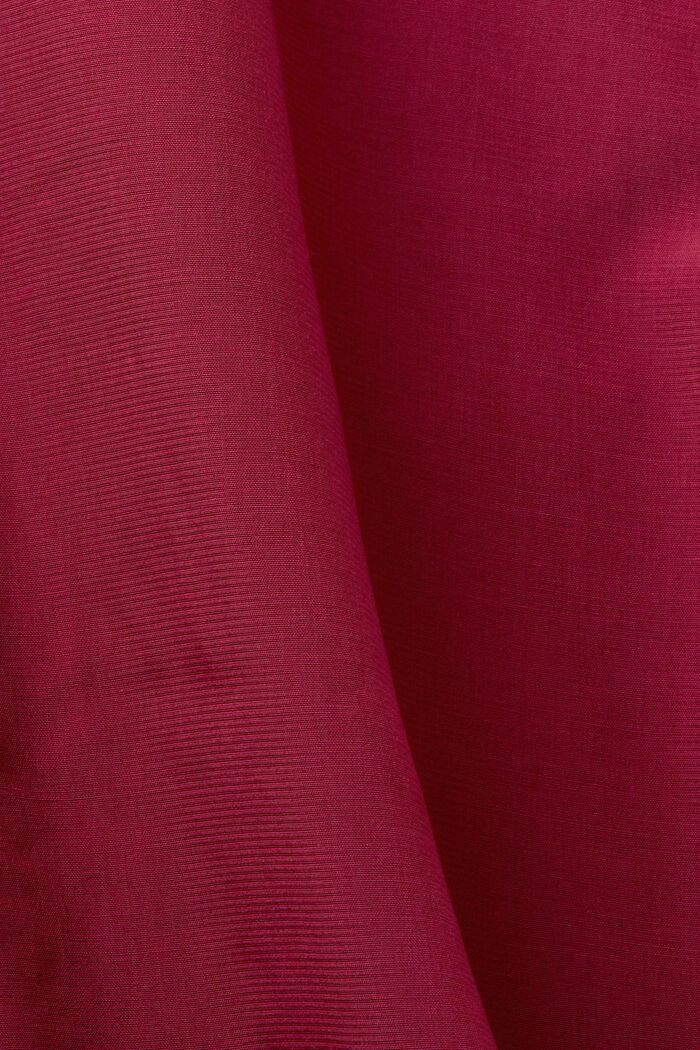 Bluse mit Smok-Details, LENZING™ ECOVERO™, CHERRY RED, detail image number 4