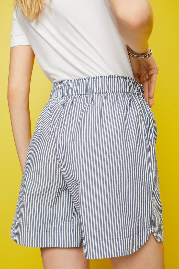 Seersucker-Shorts mit Streifen, 100 % Baumwolle, NAVY, detail image number 4
