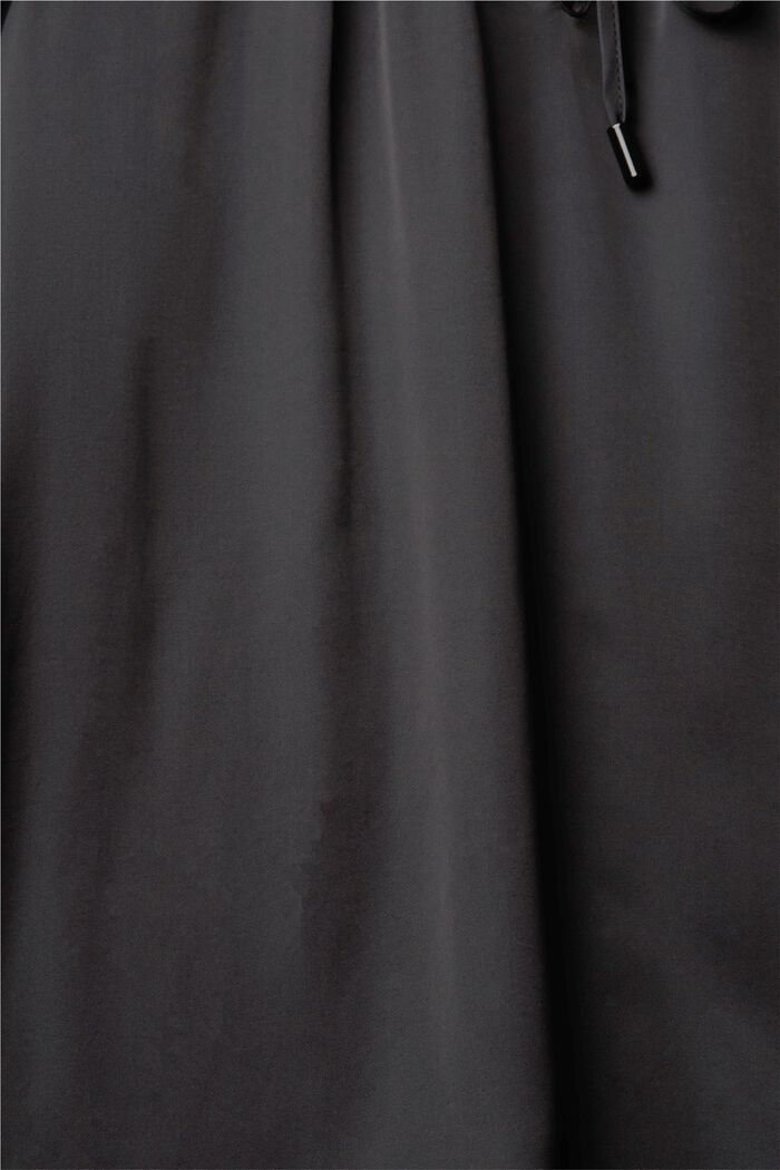 Satinbluse mit gekräuseltem Kragen, LENZING™ ECOVERO™, BLACK, detail image number 1