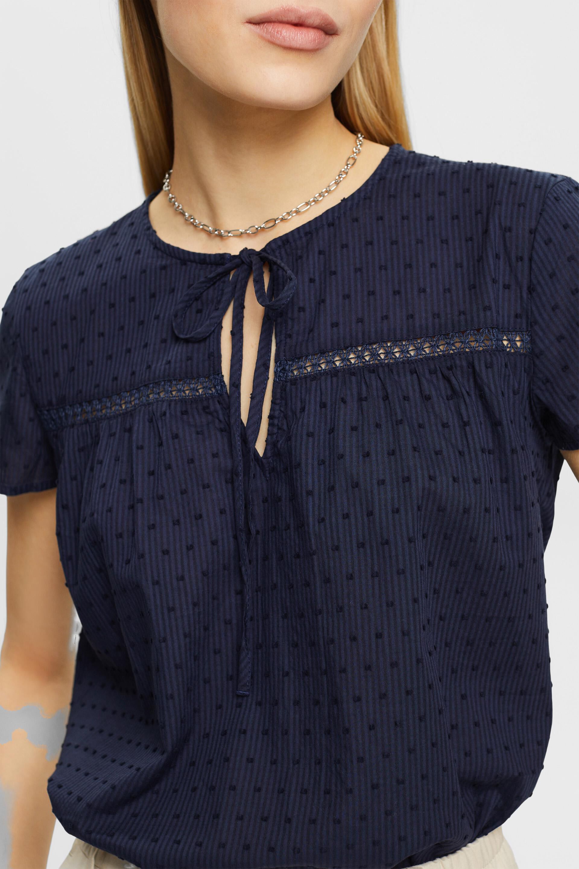 ESPRIT - Dobby-Bluse mit Bindedetail in unserem Online Shop