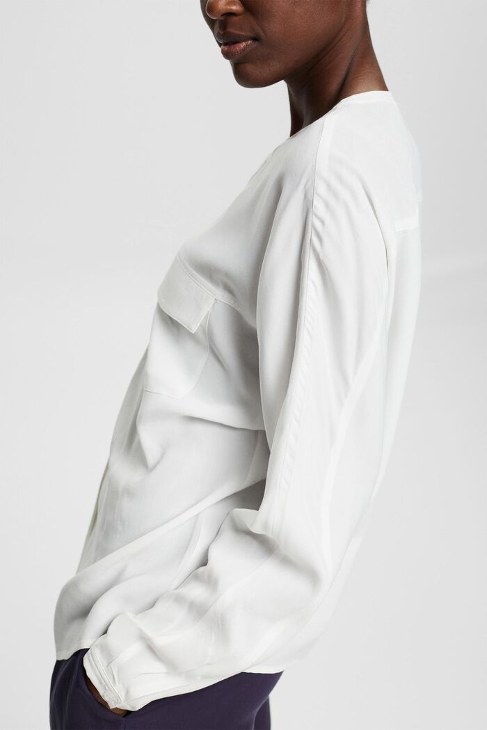 Bluse mit aufgesetzter Pattentasche, OFF WHITE, detail image number 2