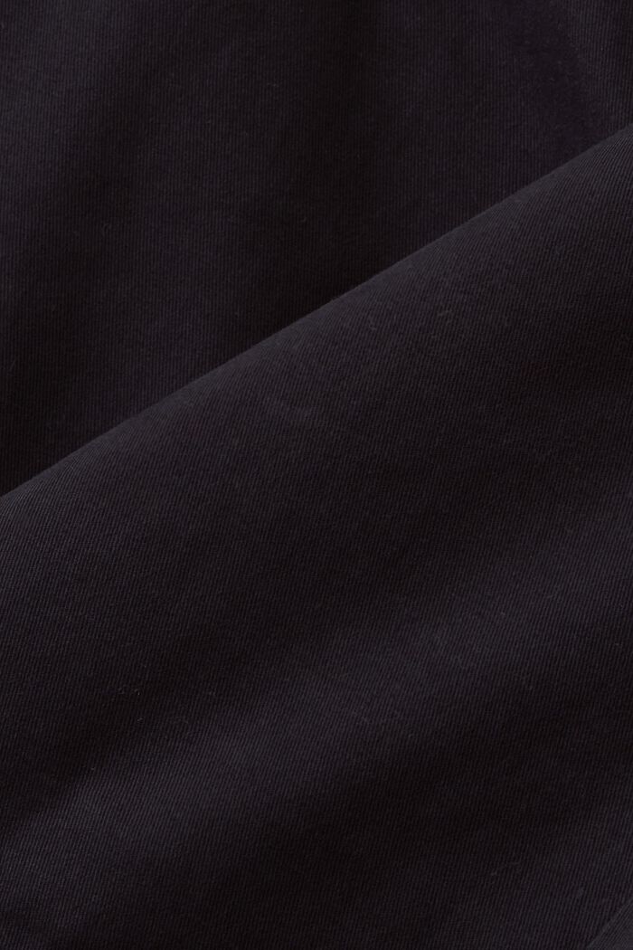 Schmal geschnittene Chino aus Baumwolltwill, BLACK, detail image number 5