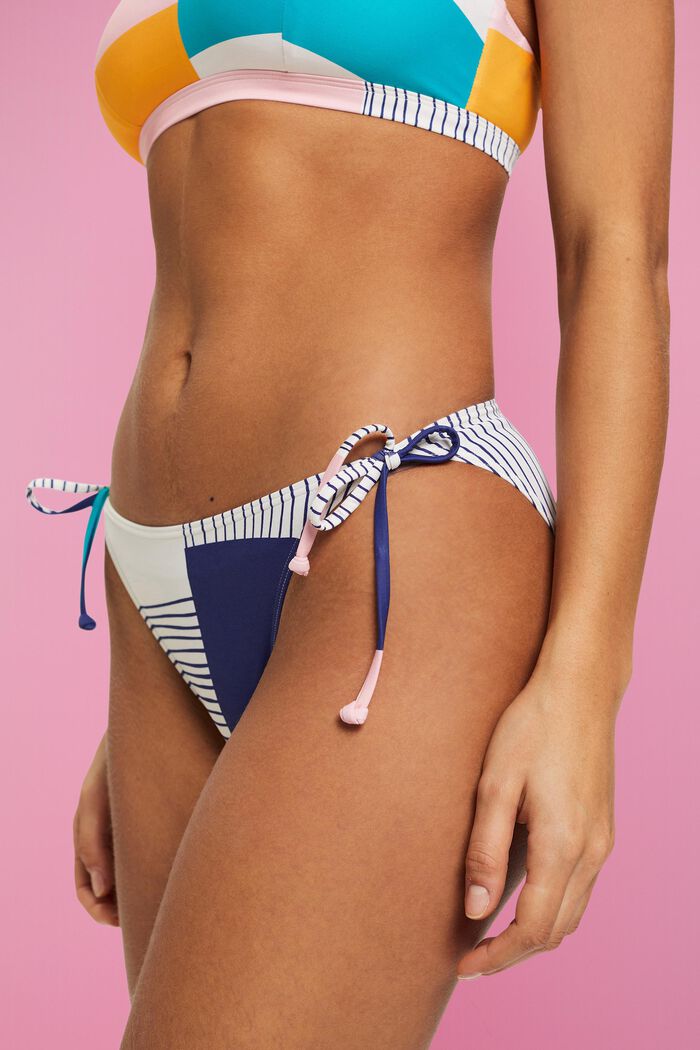 Bikinihose mit Bindebändern und Mustermix, SAND, detail image number 3