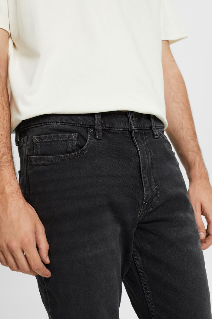 Gerade, konische Jeans mit mittelhohem Bund, BLACK DARK WASHED, detail image number 1