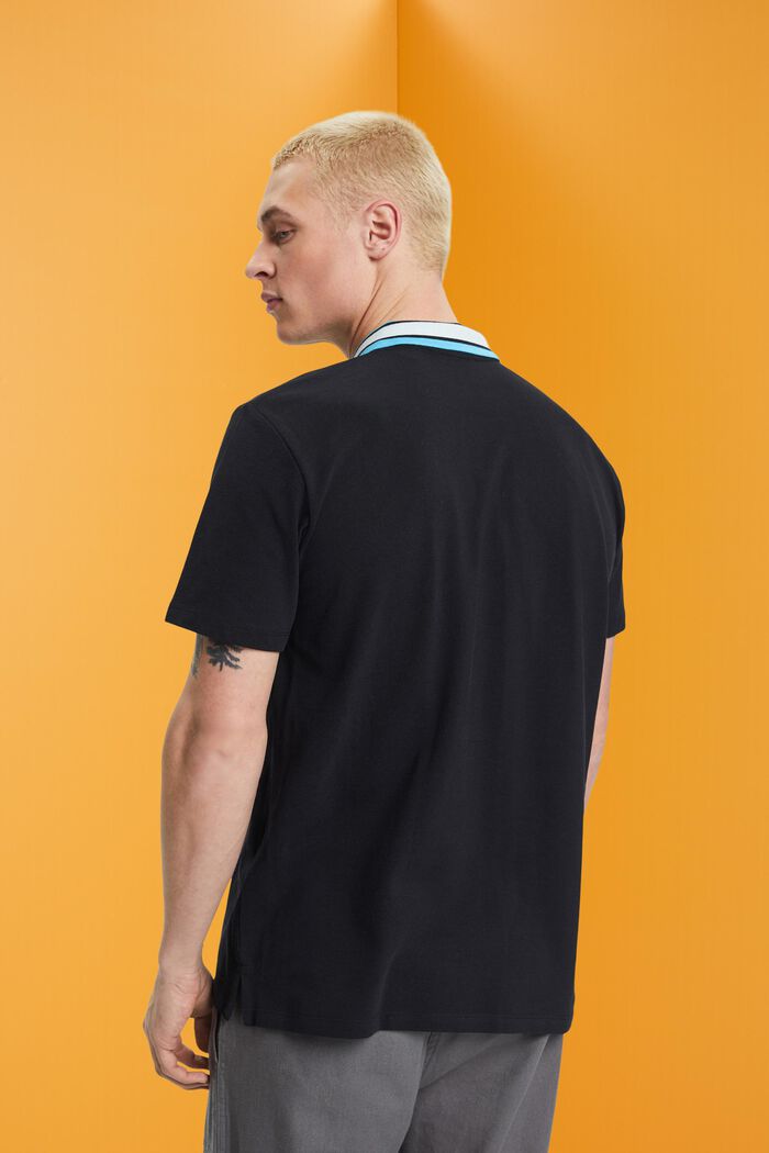 Poloshirt aus Baumwoll-Piqué mit Streifenkragen, BLACK, detail image number 3