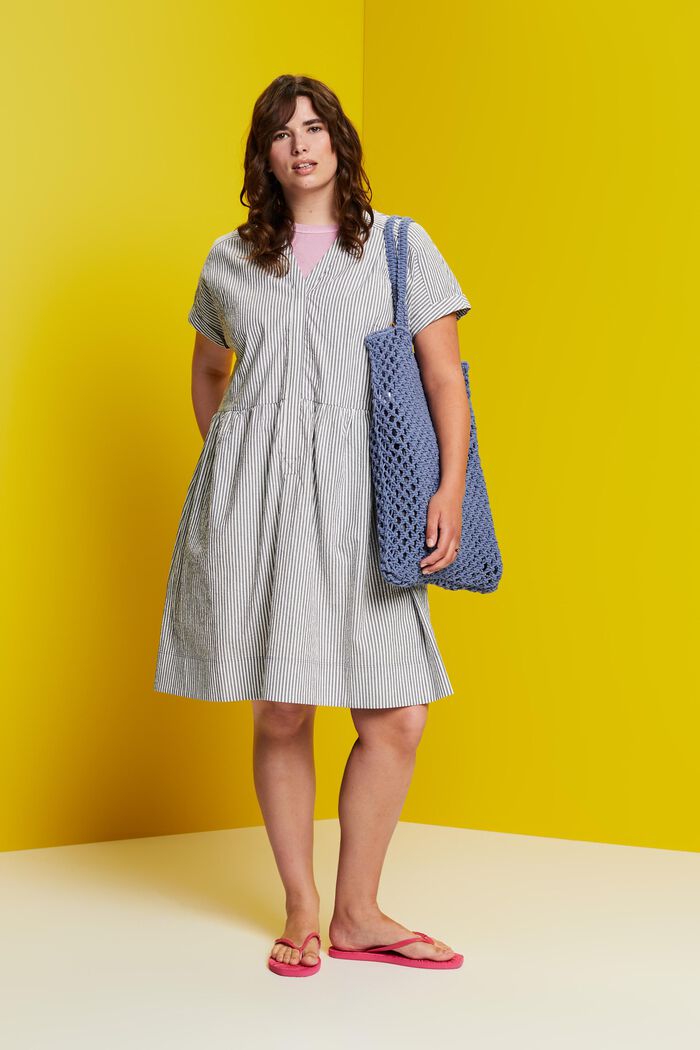 CURVY Seersucker-Kleid 100 % Baumwolle, NAVY, detail image number 1
