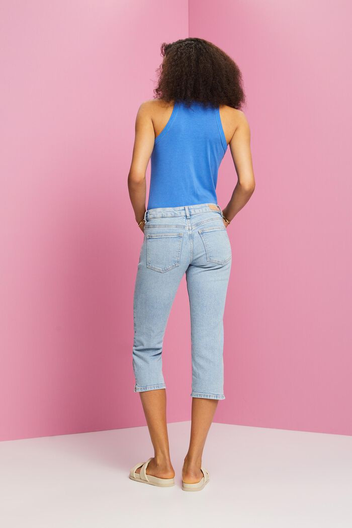 Capri-Jeans mit mittelhohem Bund, BLUE LIGHT WASHED, detail image number 3