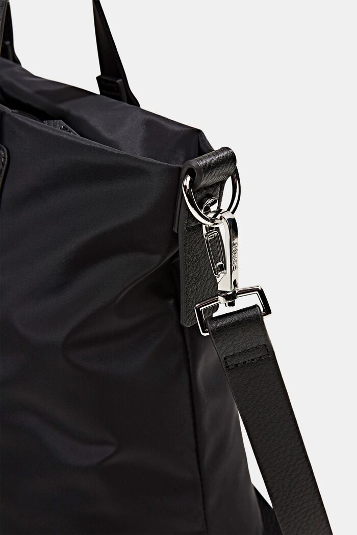 Recycelt: Nylon-Tasche mit Details in Leder-Optik, BLACK, detail image number 3