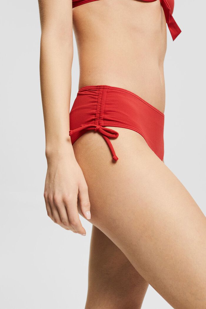 Recycelt: Bikini-Slip mit Struktur, RED, detail image number 0
