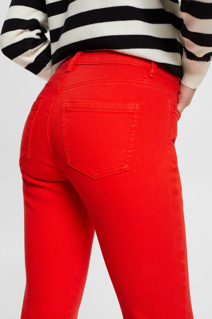 Mid-Rise-Stretchjeans in schmaler Passform, RED, detail image number 4