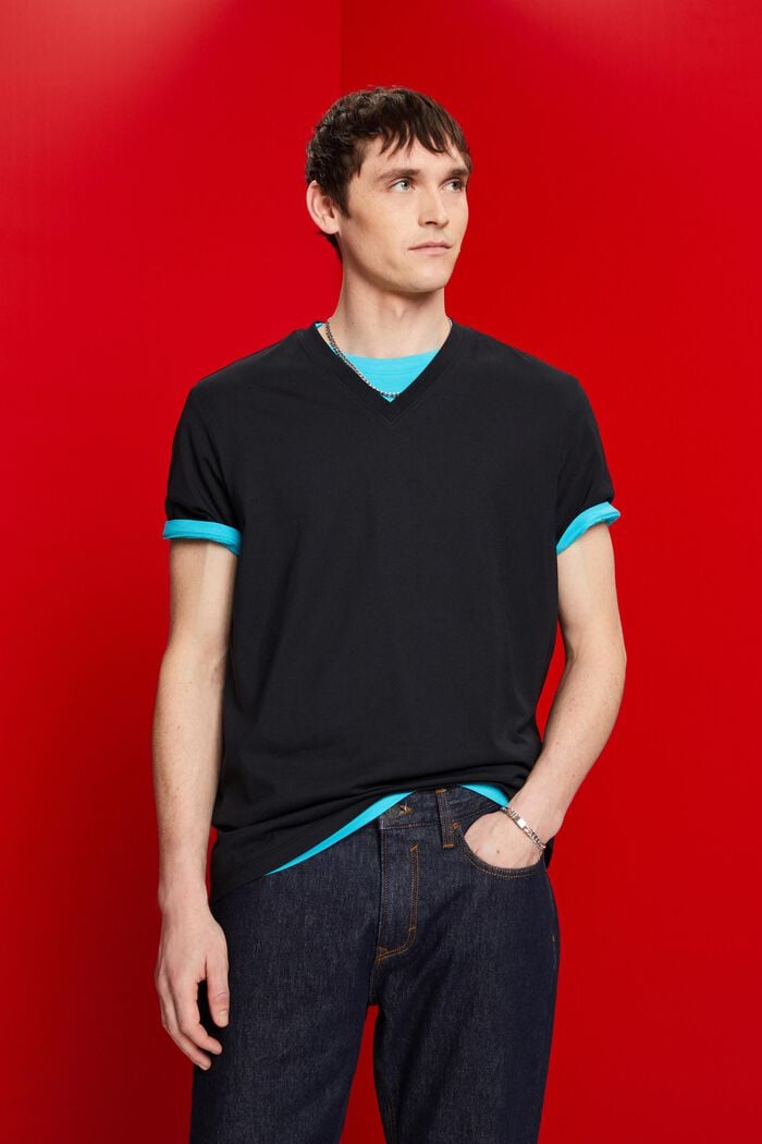 T-Shirt mit V-Ausschnitt aus Pima-Baumwolle, BLACK, detail image number 0