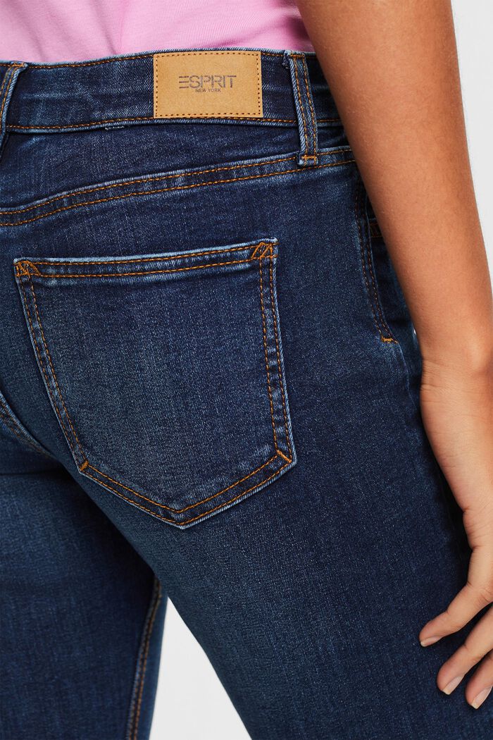 Schmale Jeans mit mittlerer Bundhöhe, BLUE DARK WASHED, detail image number 3