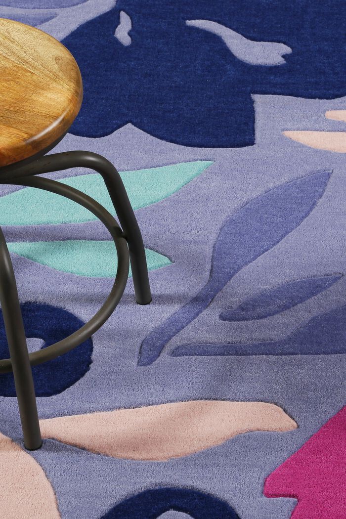 Handgetufteter Kurzflor-Teppich mit Blüten-Muster, BLUE, detail image number 1