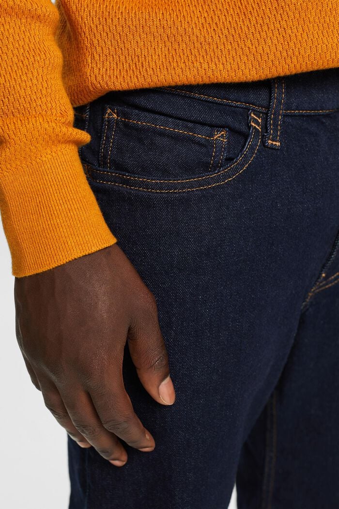 Recycelt: Jeans mit gerader Passform, BLUE RINSE, detail image number 2