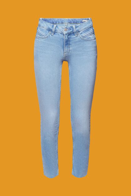 Verkürzte Jeans in schmaler Passform