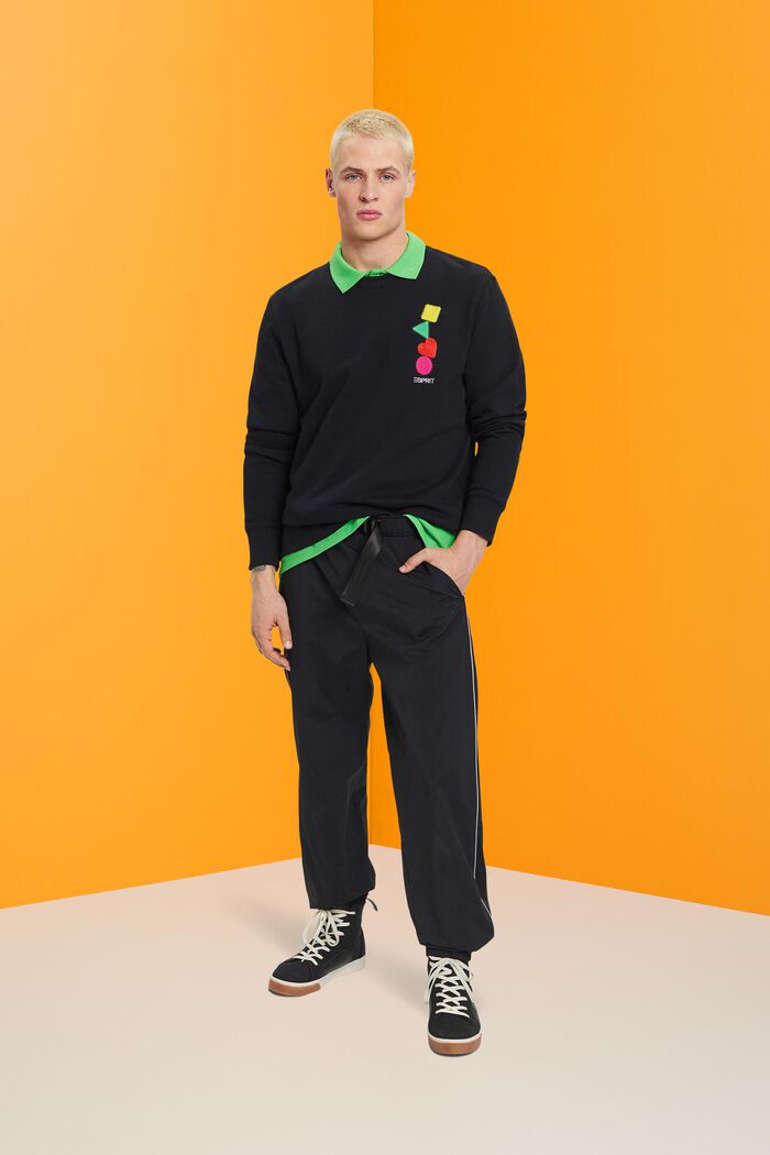 Sweatshirt mit geometrischem gesticktem Herzmotiv, BLACK, detail image number 4