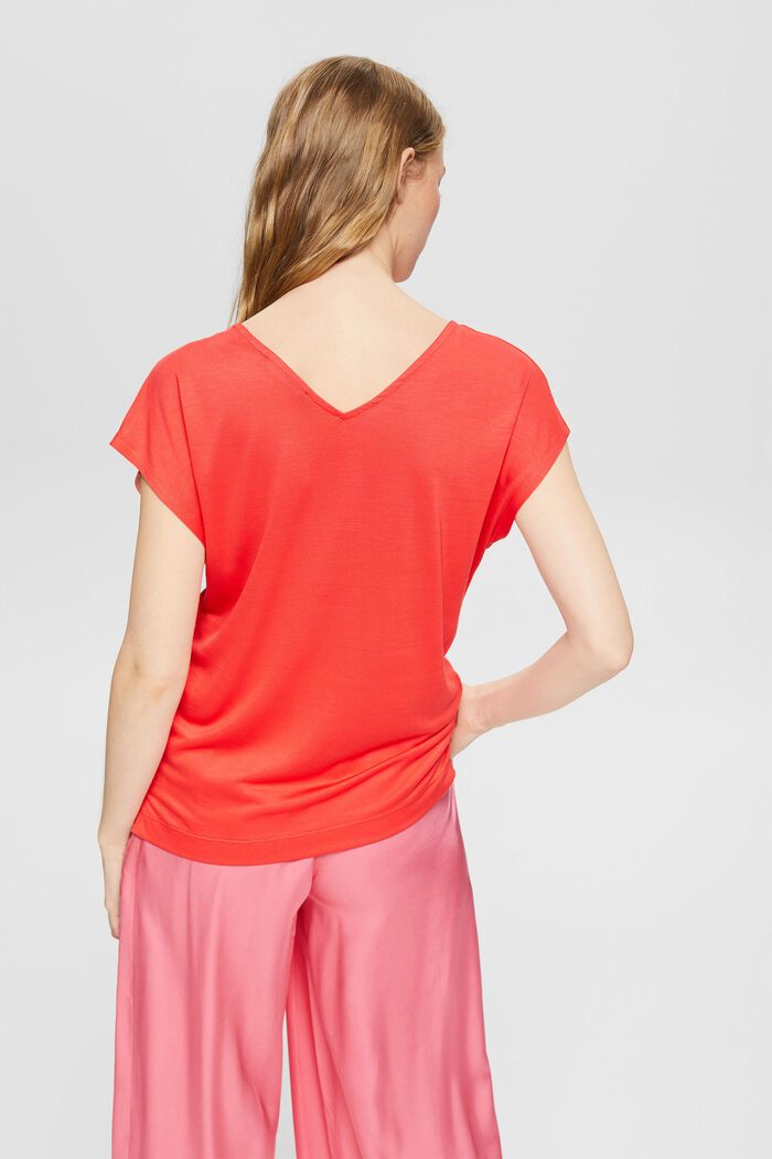 Aus TENCEL™: T-Shirt mit V-Ausschnitt, RED, detail image number 3